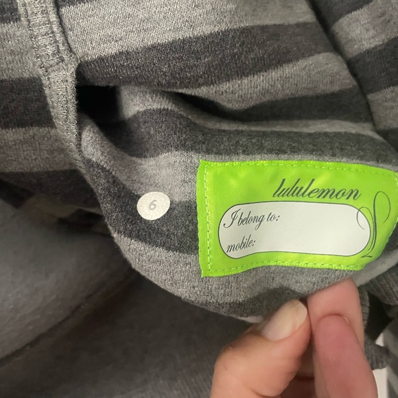 Lululemon grey striped scuba hoody. Size 6 - Picture 3 of 4